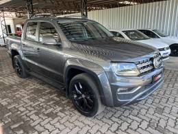VOLKSWAGEN - AMAROK - 2017/2018 - Cinza - R$ 145.900,00