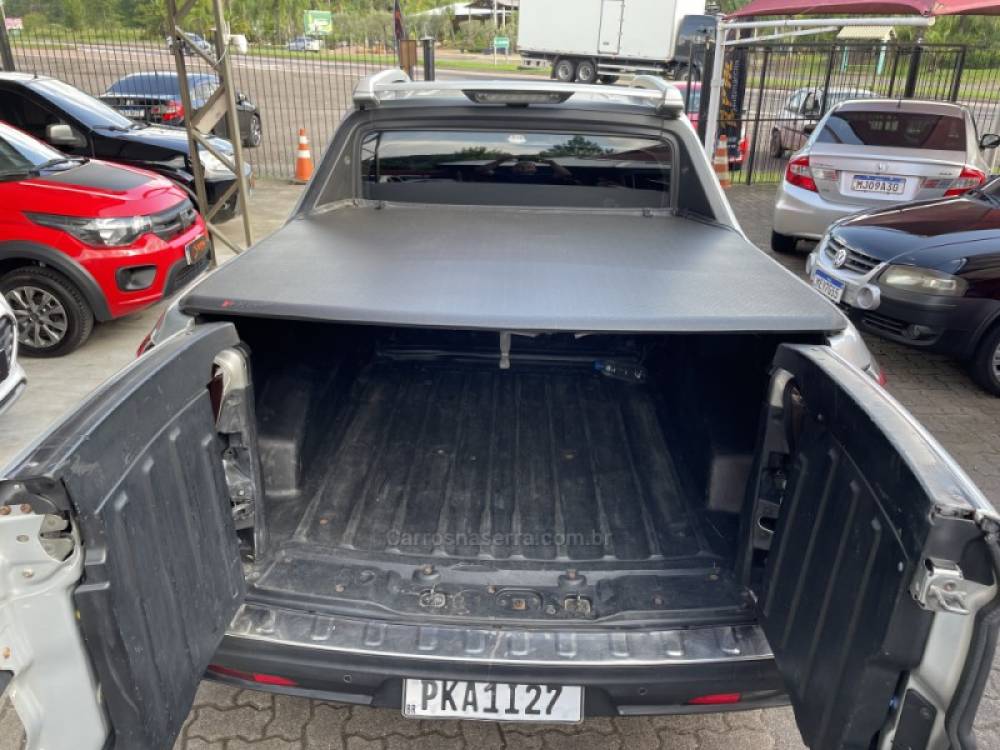 FIAT - TORO - 2017/2017 - Prata - R$ 104.900,00