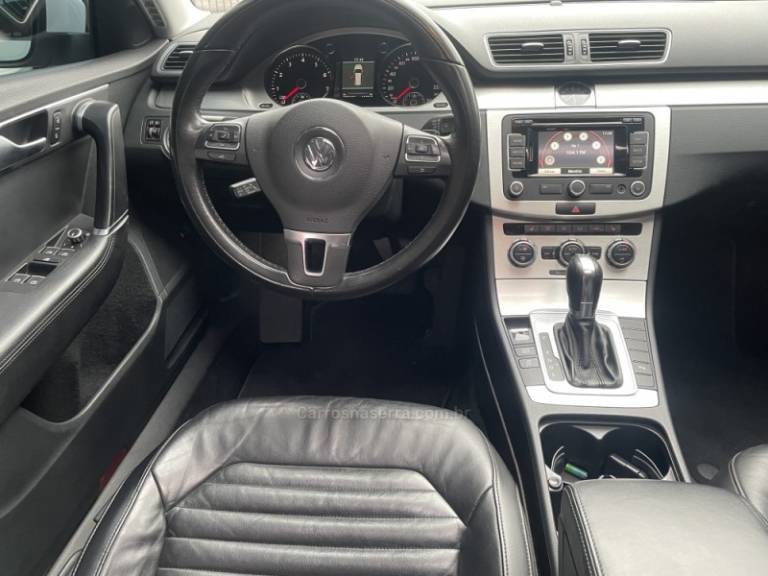 VOLKSWAGEN - PASSAT VARIANT - 2014/2014 - Branca - R$ 85.900,00