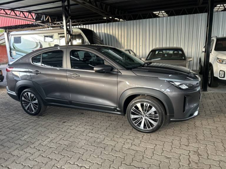 FIAT - FASTBACK - 2023/2023 - Cinza - R$ 116.900,00