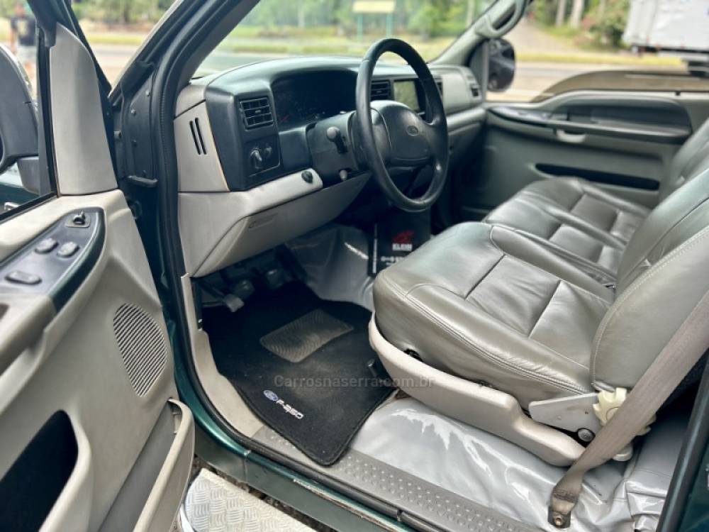 FORD - F-250 - 2000/2000 - Verde - R$ 150.000,00