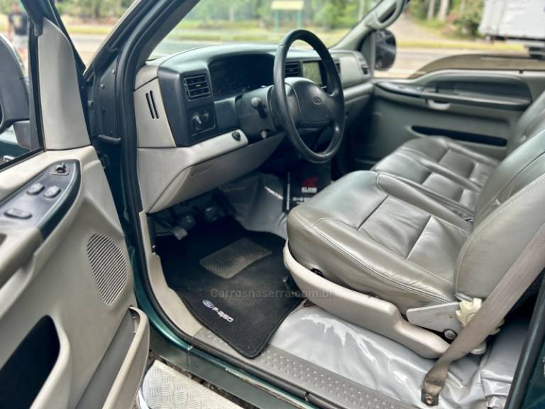 FORD - F-250 - 2000/2000 - Verde - R$ 150.000,00