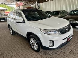 KIA MOTORS - SORENTO - 2015/2015 - Branca - R$ 93.900,00
