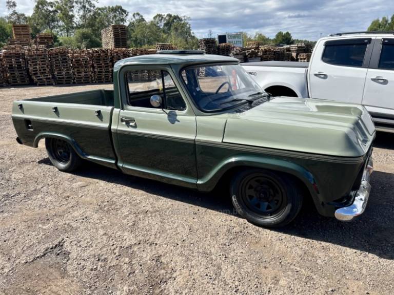 CHEVROLET - C10 - 1983/1983 - Bege - R$ 59.900,00