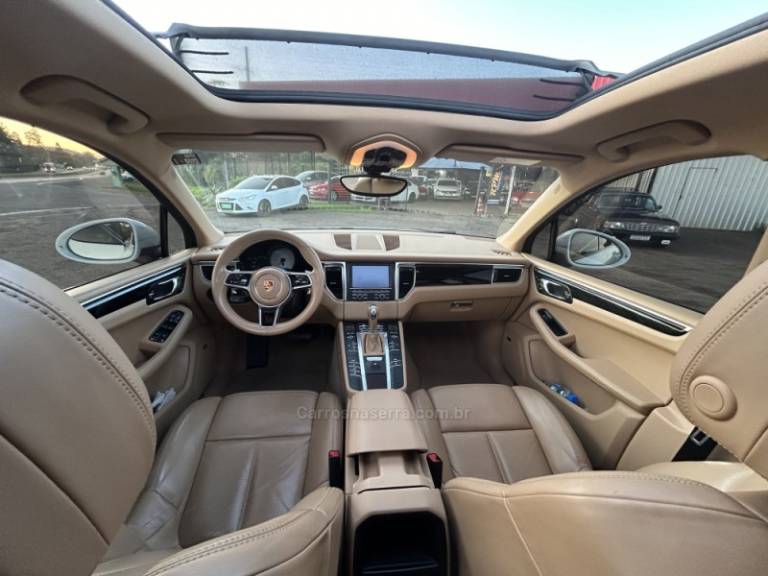 PORSCHE - MACAN - 2015/2015 - Branca - R$ 262.000,00