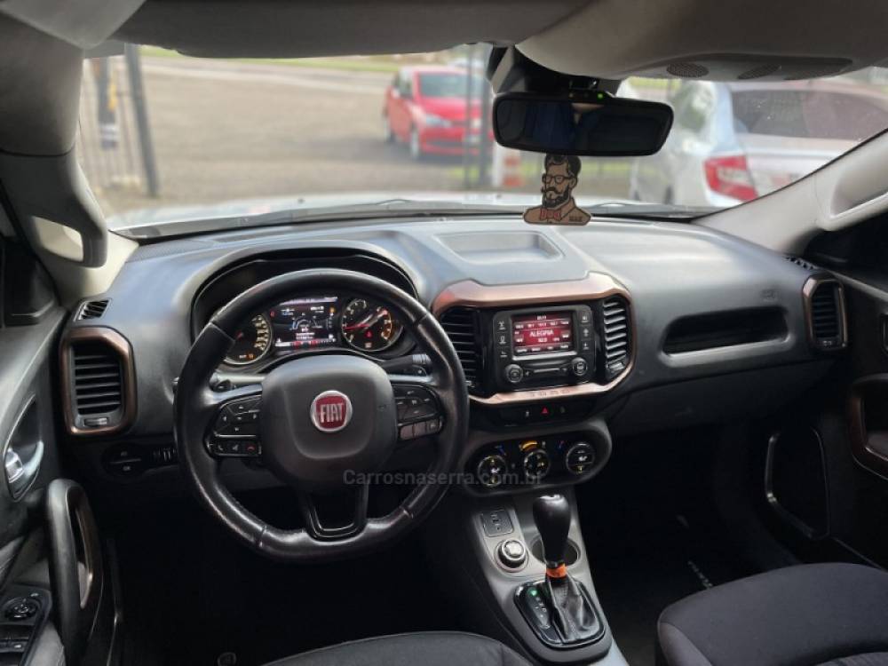 FIAT - TORO - 2017/2017 - Prata - R$ 104.900,00