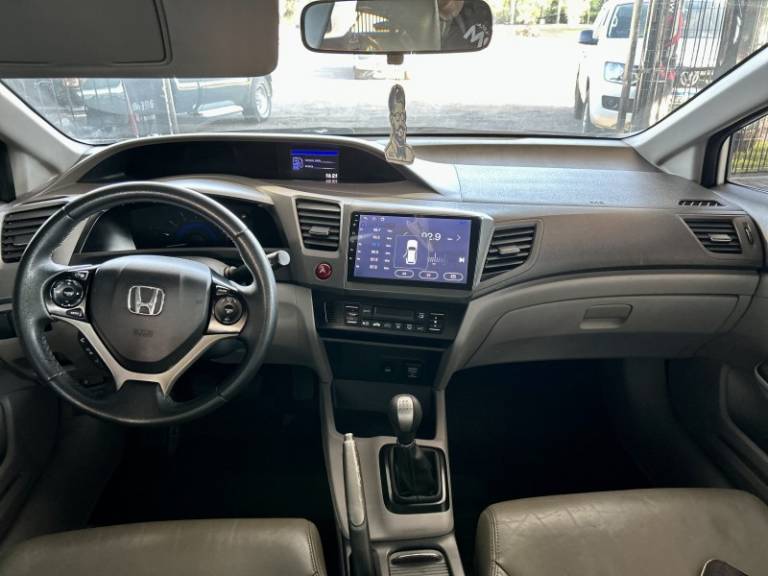 HONDA - CIVIC - 2013/2014 - Branca - Sob Consulta