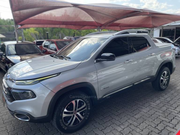 FIAT - TORO - 2017/2017 - Prata - R$ 104.900,00