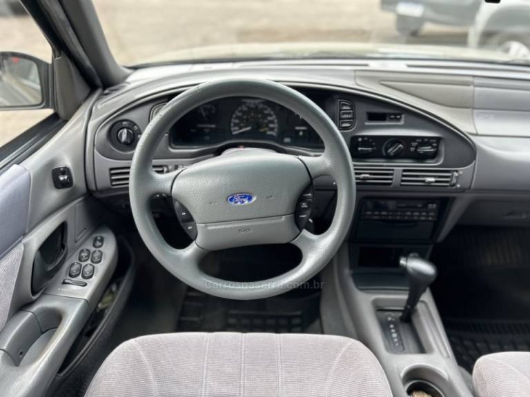 FORD - TAURUS - 1994/1994 - Preta - R$ 45.900,00
