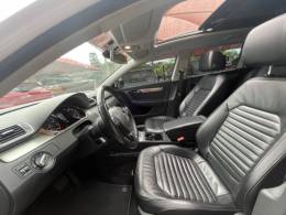 VOLKSWAGEN - PASSAT VARIANT - 2014/2014 - Branca - R$ 85.900,00