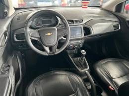 CHEVROLET - ONIX - 2014/2014 - Vermelha - R$ 49.900,00