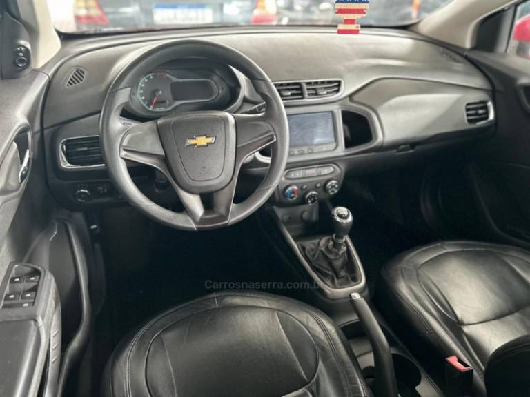 CHEVROLET - ONIX - 2014/2014 - Vermelha - R$ 49.900,00
