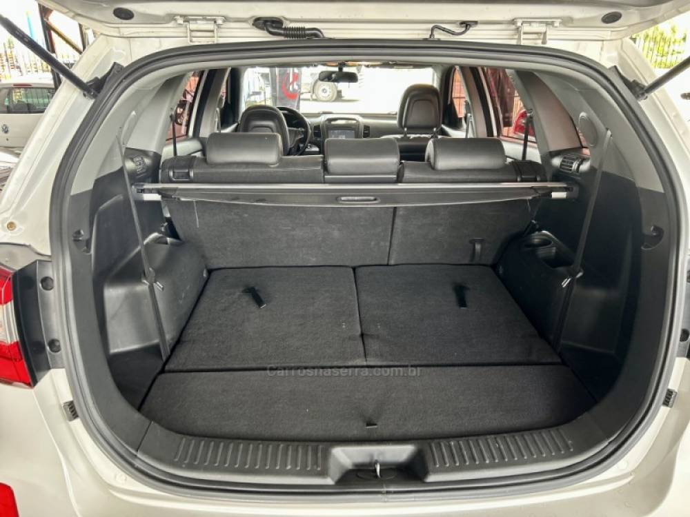 KIA MOTORS - SORENTO - 2015/2015 - Branca - R$ 93.900,00