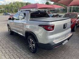 FIAT - TORO - 2017/2017 - Prata - R$ 104.900,00