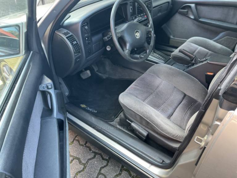 CHEVROLET - OMEGA - 1994/1994 - Bege - R$ 42.900,00