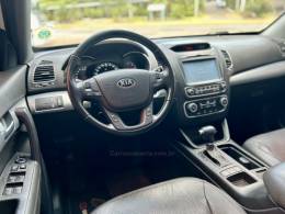 KIA MOTORS - SORENTO - 2015/2015 - Branca - R$ 93.900,00