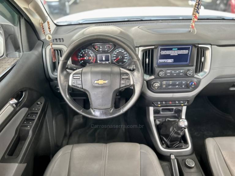 CHEVROLET - S10 - 2017/2017 - Branca - R$ 129.900,00