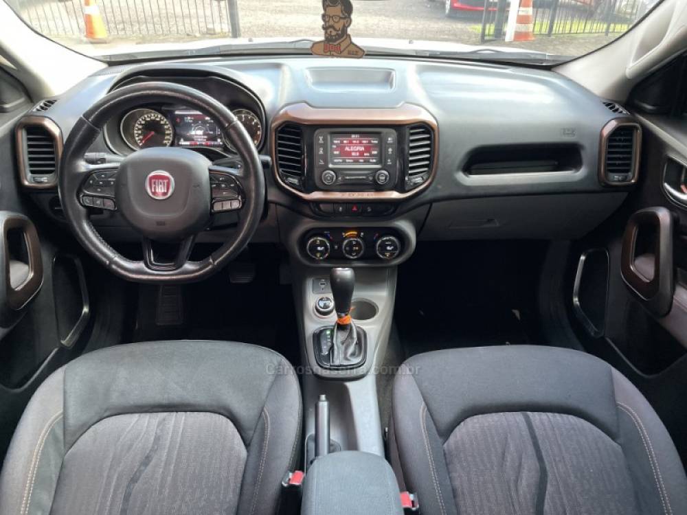 FIAT - TORO - 2017/2017 - Prata - R$ 104.900,00