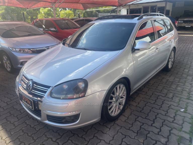 VOLKSWAGEN - JETTA - 2008/2009 - Prata - R$ 48.900,00