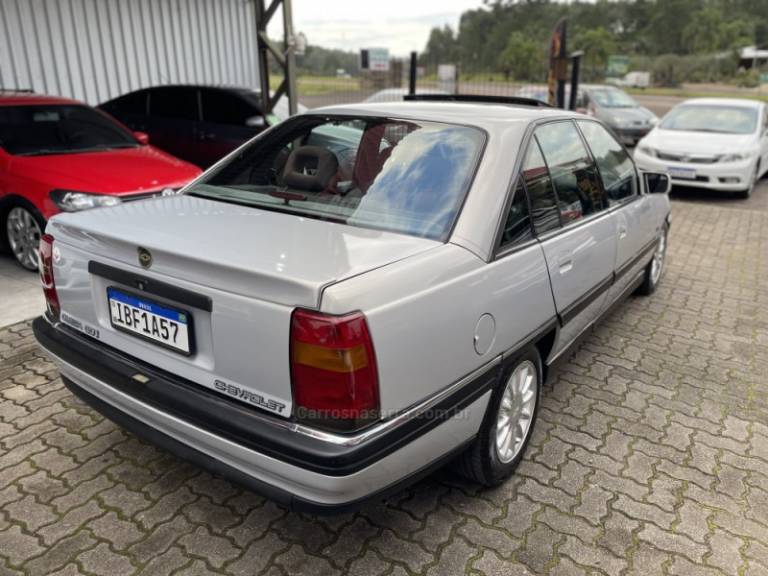 CHEVROLET - OMEGA - 1994/1994 - Prata - R$ 59.900,00